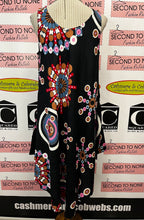 Load image into Gallery viewer, Bold Circles One-Size Shift Dress

