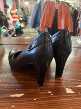 Load image into Gallery viewer, Franco Sarto Black Leather Pumps (Size 9.5)
