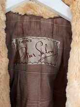 Load image into Gallery viewer, Vintage Sheared Beaver Fur Swing Jacket (Size M/L)
