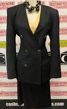 Load image into Gallery viewer, Vintage Double Breasted Wool Blazer (Size 12)
