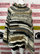 Charger l'image dans la galerie, Multi Tone Handknit Poncho (One Size)
