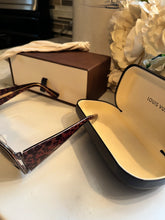 Load image into Gallery viewer, REAL LV  Sunglasses with Box, Case &amp; Sleeve
