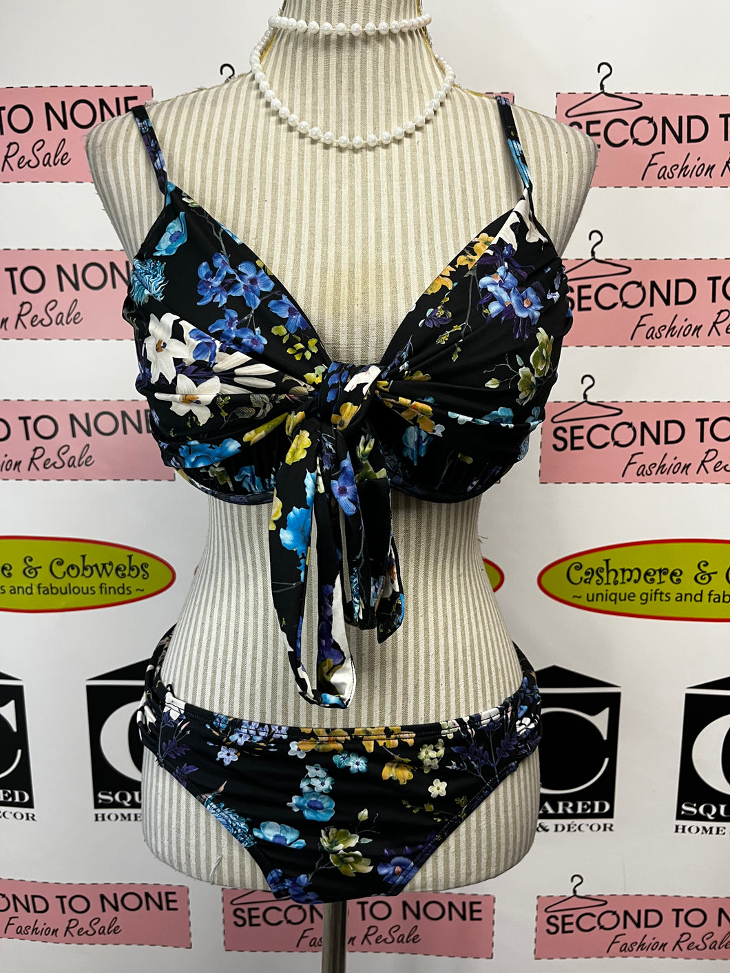 La Vie En Rose Blue Floral Bikini (Size XL)