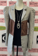Load image into Gallery viewer, Caramel Plaid Blazer (M)
