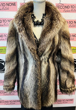 Load image into Gallery viewer, W. Kindy Simcoe Multi Tone Fur Coat (Size M/L)
