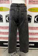 Charger l'image dans la galerie, Flying Angel Wide Leg Lace Trim Jeans (Size 9 x 29L)
