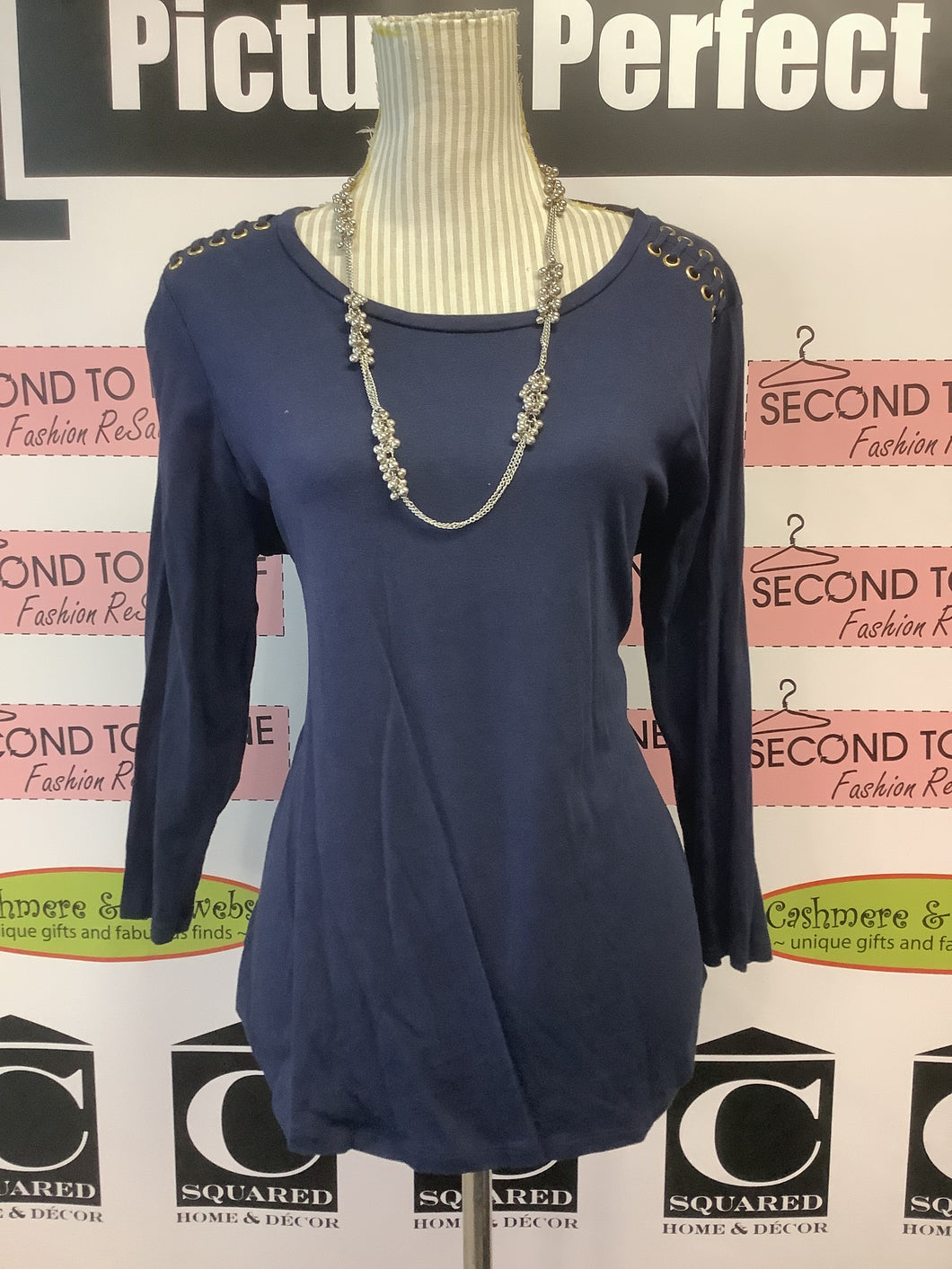 Michael Kors Grommet Long Sleeve (Size L)