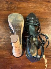 Charger l'image dans la galerie, Aldo Ultra High Heels (Size 40)
