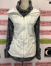 Load image into Gallery viewer, Lululemon Windbreaker Vest (Size S/M)
