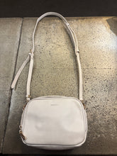 Charger l'image dans la galerie, David Jones City Crossbody Purse
