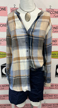 Cargar imagen en el visor de la galería, Blue &amp; Tan Plaid Collarless Button Shirt (Size XL)
