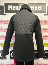 Cargar imagen en el visor de la galería, Fabletics Black Quilted Jacket (Size S)
