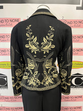 Charger l'image dans la galerie, Black &amp; Gold Embroidered Rose Jacket (Size S/M)
