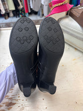 Cargar imagen en el visor de la galería, Naturalizer NIB Mary Jane Heel (Size 7.5)
