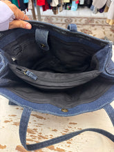 Cargar imagen en el visor de la galería, Cherokee Denim Tote Bag
