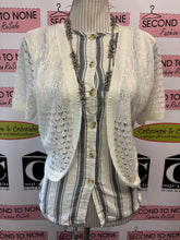 Charger l'image dans la galerie, Who What Wear Striped Belted Top (Size XL)
