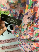 Load image into Gallery viewer, NWT Zac &amp; Rachel Keyhole Blouse (Size M)
