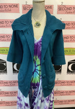 Load image into Gallery viewer, Knitted Teal Batwing Shawl (Size S/M)

