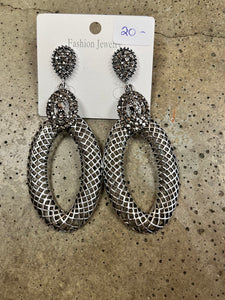 Mesh Wire Dangle Earrings