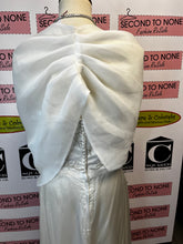 Load image into Gallery viewer, Diva By Poloma Blanca Wedding Dress (Size 16)
