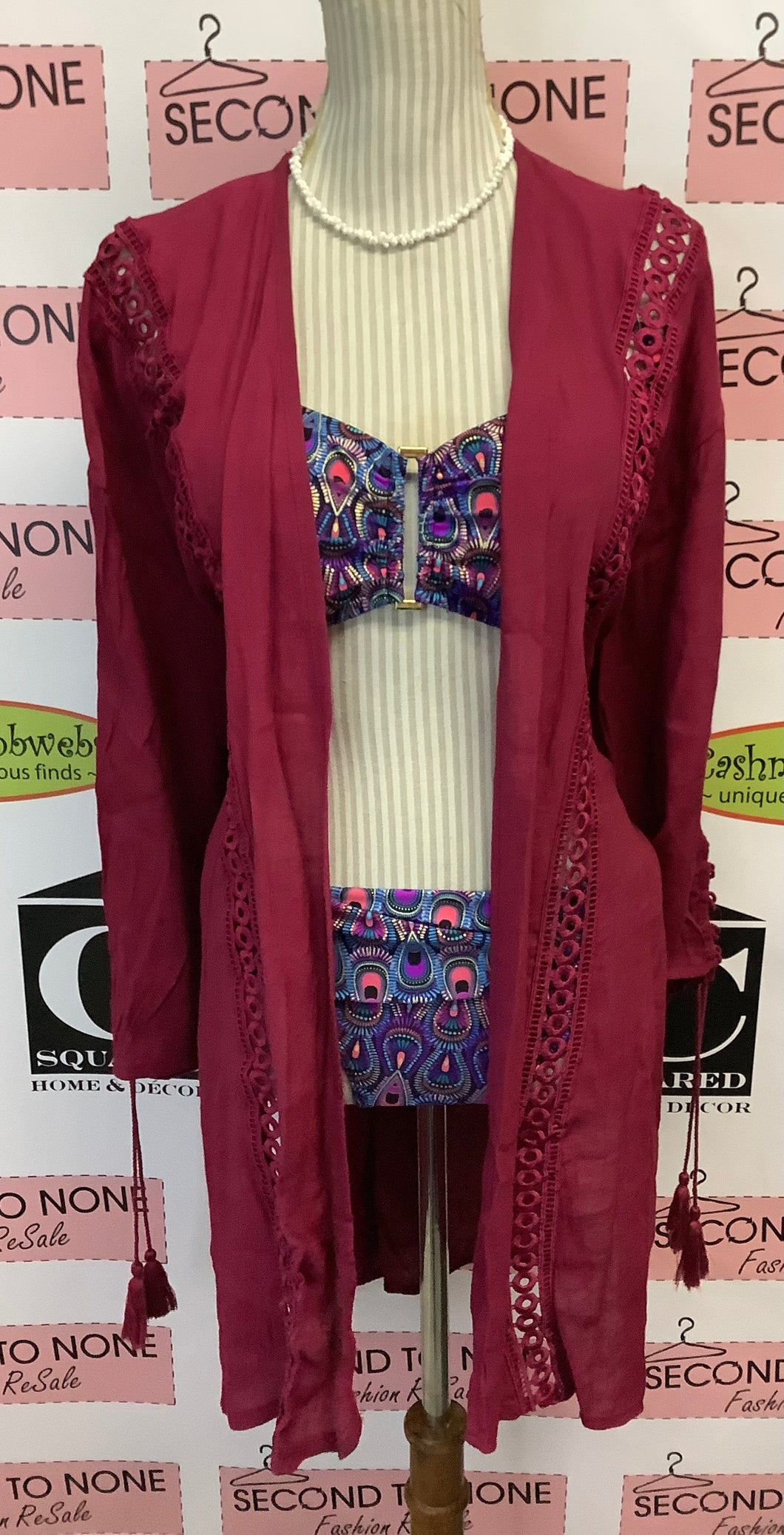 La Vie En Rose Eyelet Cover Up (Size L/XL)
