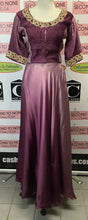 Load image into Gallery viewer, Indian Princess Costume (Size M)
