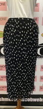 Load image into Gallery viewer, Vintage Polka Dot Skirt (Size 14)
