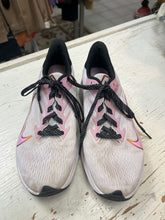 Load image into Gallery viewer, Nike Zoom Winflo 7 Light Pink Running Shoe (Size 9)
