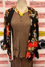 Load image into Gallery viewer, Black &amp; Colourful Floral Print Jacket (Size M)
