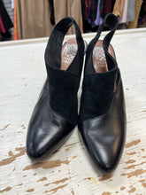 Load image into Gallery viewer, Vince Camuto Black Sling Back Heels (Size 6/EU 36)
