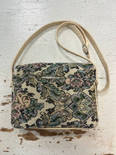 Load image into Gallery viewer, Vintage Embroidered Crossbody Purse
