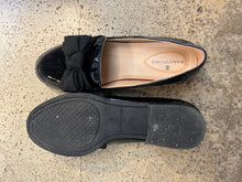 Load image into Gallery viewer, Bandolino Black Bow Loafers (Size 7.5)
