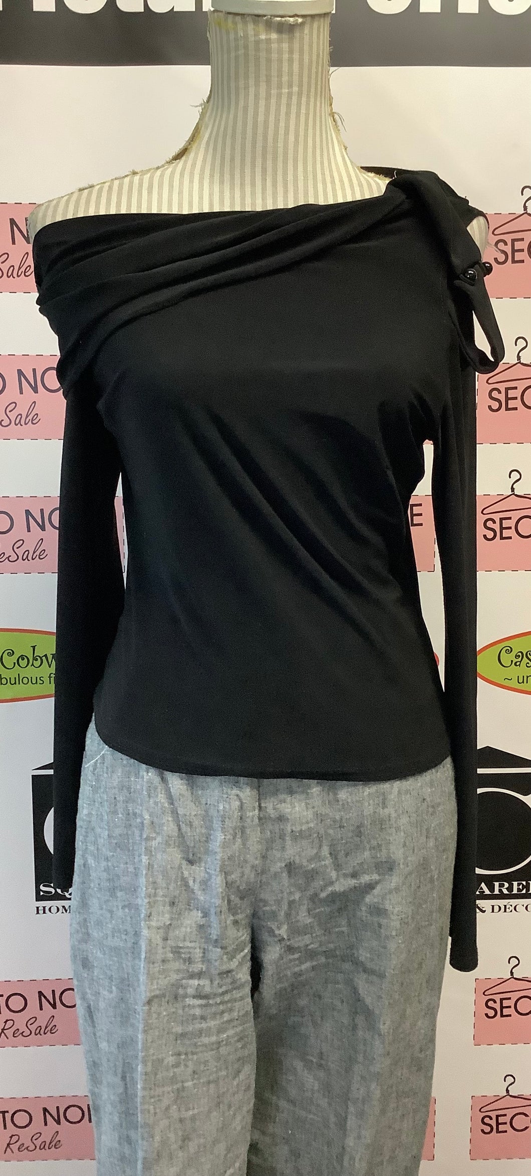 Frank Lyman Off The Shoulder Top (Size S/M)