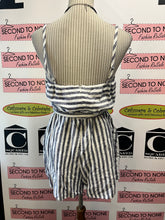 Load image into Gallery viewer, 100% Linen Striped &amp; Belted Romper (Size 8)
