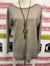 Load image into Gallery viewer, Glitter-Edge Soft Sweater (Size S/M)
