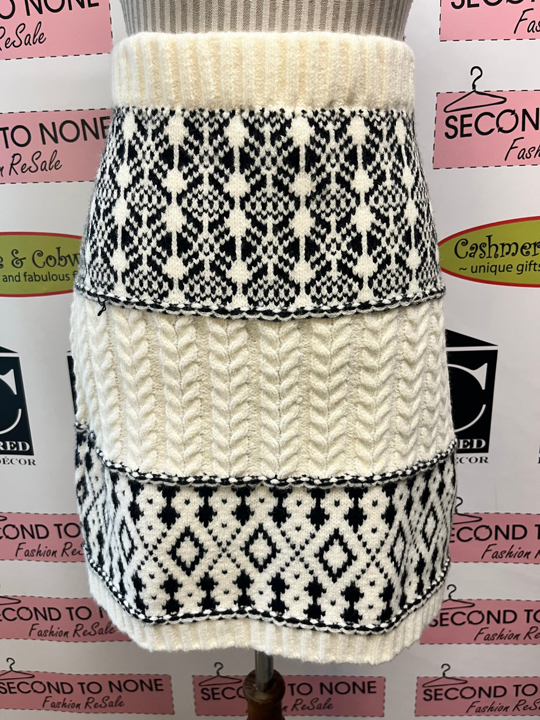Chunky Knit Skirt (Size L)