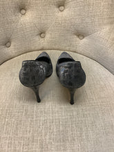 Load image into Gallery viewer, Donald J Pliner Silver Cheetah Pumps (Size 8)

