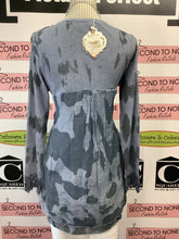 Load image into Gallery viewer, NWT Simply Couture Draped &amp; Layered Tunic (Size S)
