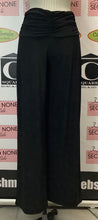 Load image into Gallery viewer, Black Flowy Dress Pants (Size M)
