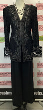Load image into Gallery viewer, Black Flowy Dress Pants (Size M)
