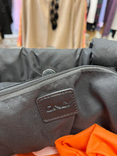 Load image into Gallery viewer, ONLY Black Puffer Tote with Strap
