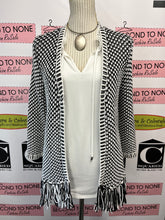 Load image into Gallery viewer, Chico’s B&amp;W Knit Fringe Sweater (Size L)
