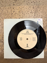 Cargar imagen en el visor de la galería, Vintage Rock Promo 45 Vinyls (7 Options)
