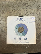 Cargar imagen en el visor de la galería, Vintage Rush Promo Single Vinyl 45s (2 Options)
