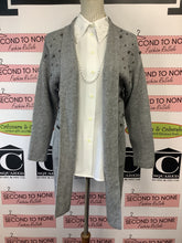 Cargar imagen en el visor de la galería, Sioni Bobble Grey Cardigan (Size S)
