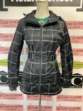 Cargar imagen en el visor de la galería, Ascend Plaid Belted Jacket (Size M)
