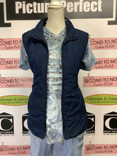 Cargar imagen en el visor de la galería, DKR &amp; Co Navy Embroidered Vest (Size XL)
