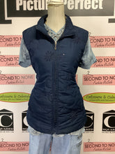 Cargar imagen en el visor de la galería, DKR &amp; Co Navy Embroidered Vest (Size XL)
