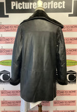 Cargar imagen en el visor de la galería, Vintage Nuage Faux Leather Brown Coat (Size L)
