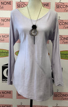 Load image into Gallery viewer, Parkhurst Lilac Knit Top (M)
